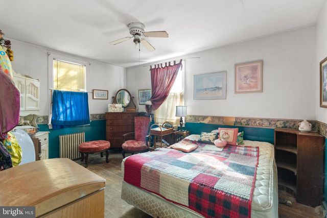 517 E BROWN ST, Hamilton, NJ 08610