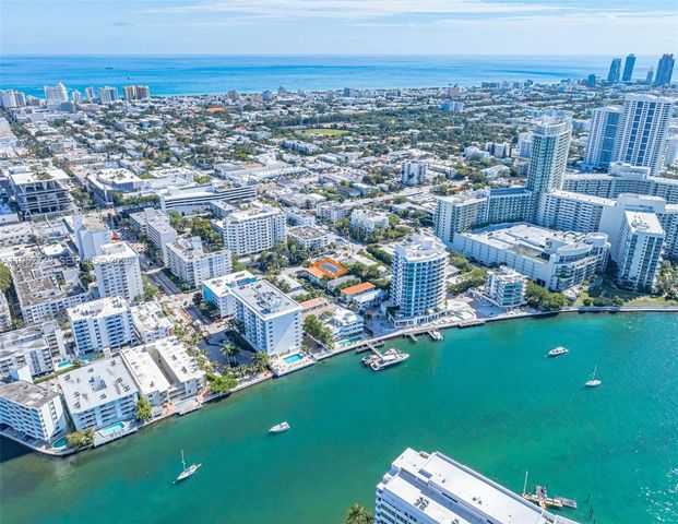 1610 Bay Rd, Miami Beach, FL 33139