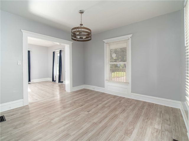 42 Chapman St, Jamestown, NY 14701