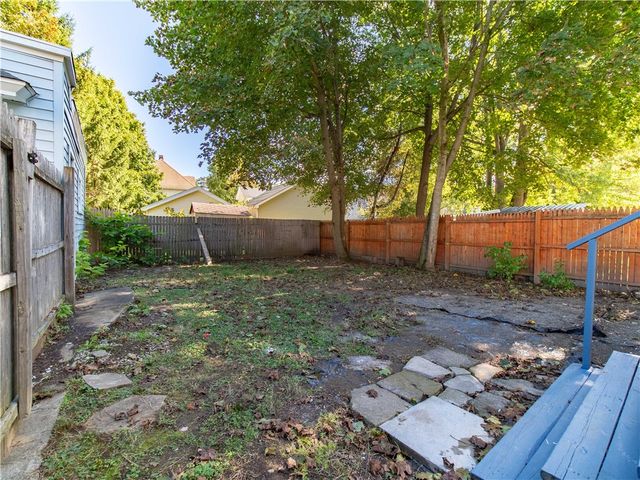 42 Chapman St, Jamestown, NY 14701