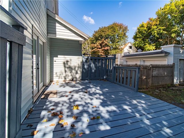 42 Chapman St, Jamestown, NY 14701