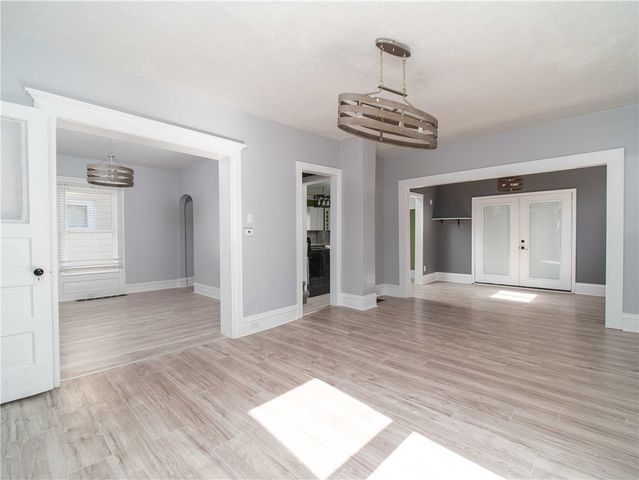 42 Chapman St, Jamestown, NY 14701