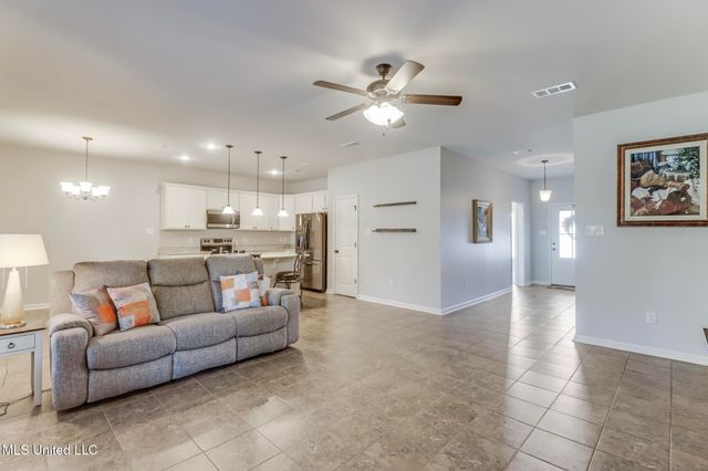 13874 Maddie Circle, D'iberville, MS 39540