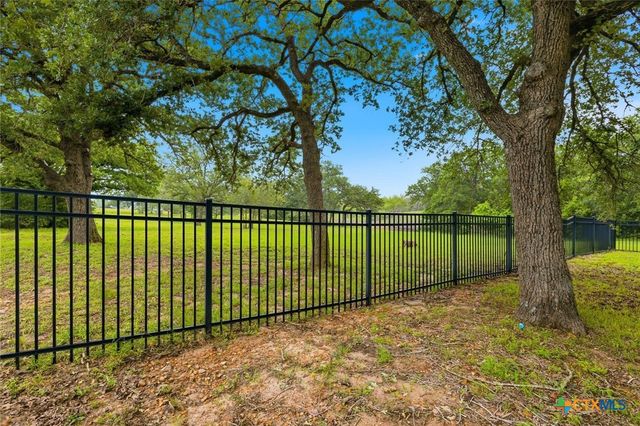 169 Old 71, Cedar Creek, TX 78612