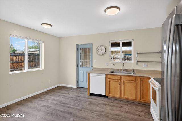 1727 E 8th Street, Tucson, AZ 85719