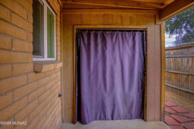 1727 E 8th Street, Tucson, AZ 85719