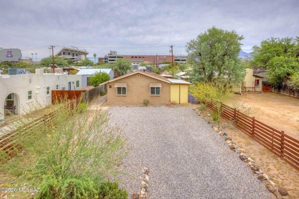 1727 E 8th Street, Tucson, AZ 85719