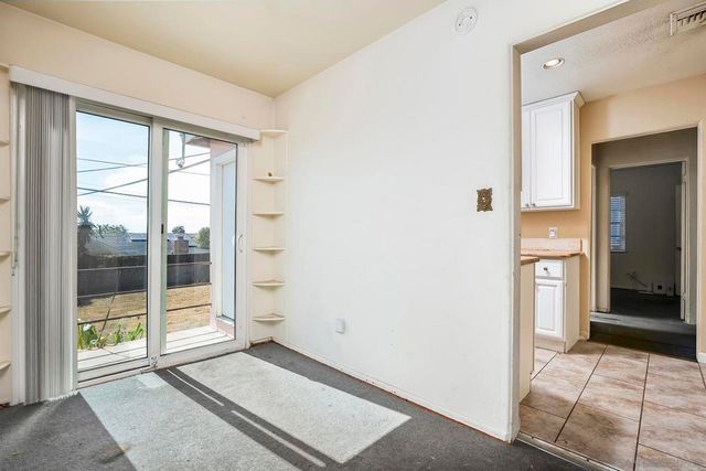 212 Los Alamos Dr, San Diego, CA 92114