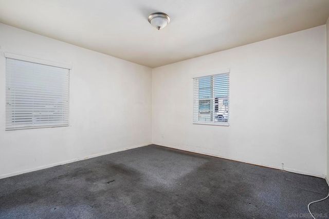 212 Los Alamos Dr, San Diego, CA 92114