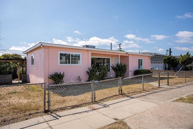 212 Los Alamos Dr, San Diego, CA 92114