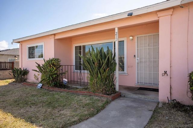212 Los Alamos Dr, San Diego, CA 92114