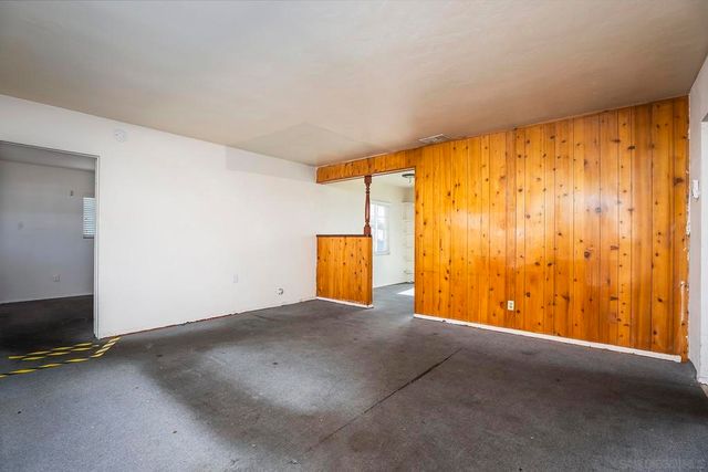 212 Los Alamos Dr, San Diego, CA 92114