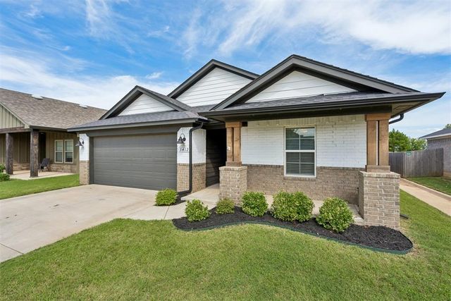 3412 Pagoda Pead Drive, Yukon, OK 73099