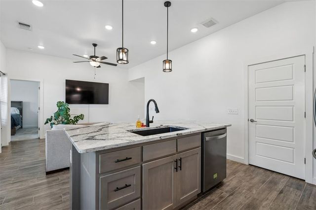 3412 Pagoda Pead Drive, Yukon, OK 73099