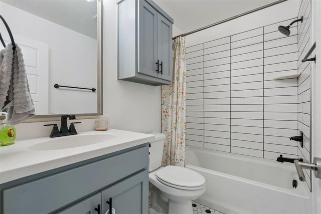 3412 Pagoda Pead Drive, Yukon, OK 73099