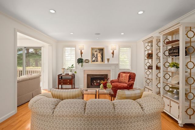 30 Spoon Way 30, North Reading, MA 01864