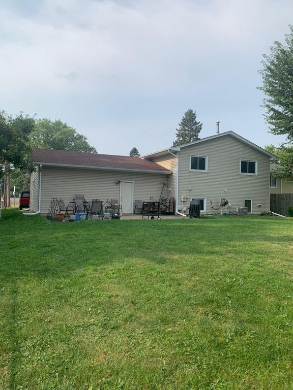 2359 17th Avenue E, North Saint Paul, MN 55109 — photo 3