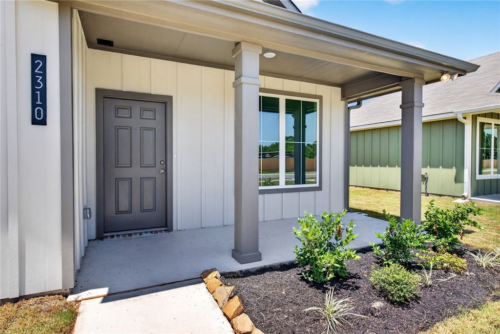 2310 Pagosa Springs Drive, Bryan, TX 77803 — photo 3