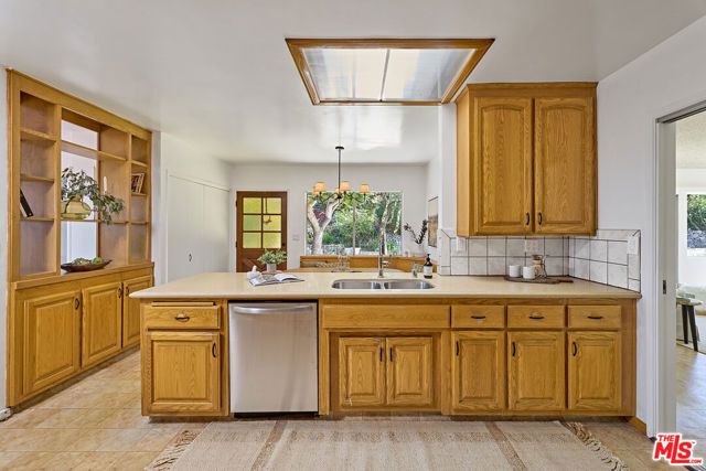 26554 Basswood Avenue, Rancho Palos Verdes, CA 90275