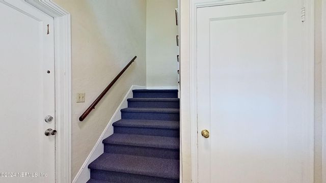 1261 BELMONT Terrace 2, Jacksonville, FL 32207