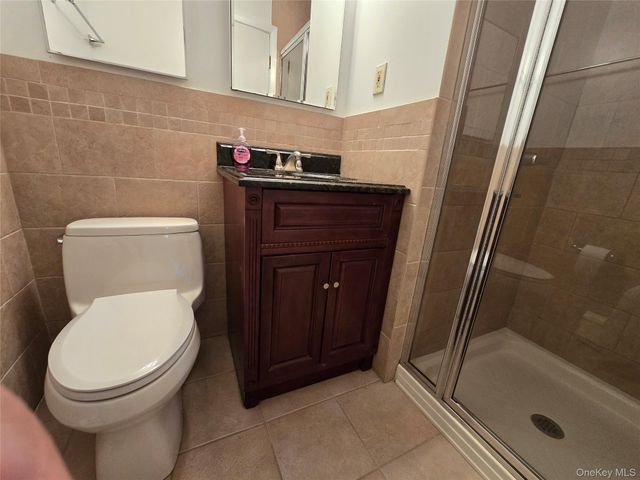 220-30 64th Avenue 3 Fl, Bayside, NY 11364