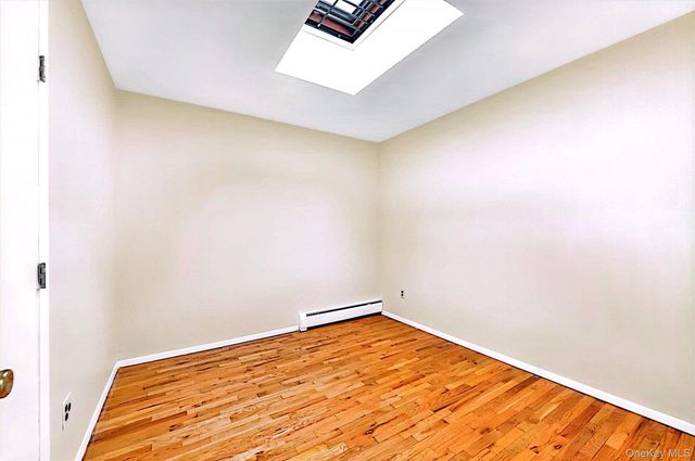 220-30 64th Avenue 3 Fl, Bayside, NY 11364