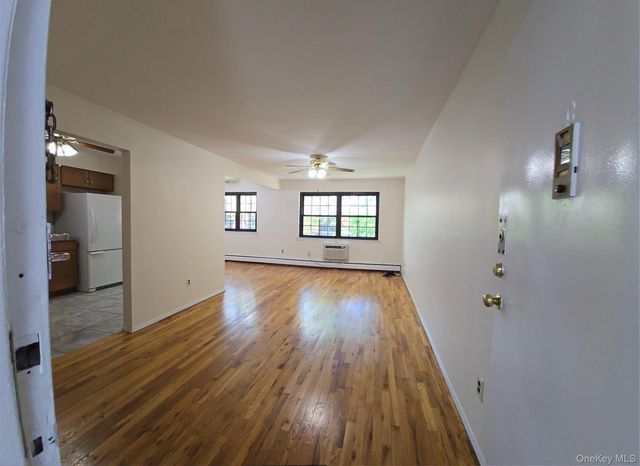 220-30 64th Avenue 3 Fl, Bayside, NY 11364