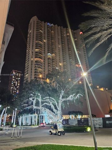 350 S Miami Ave 2714, Miami, FL 33130