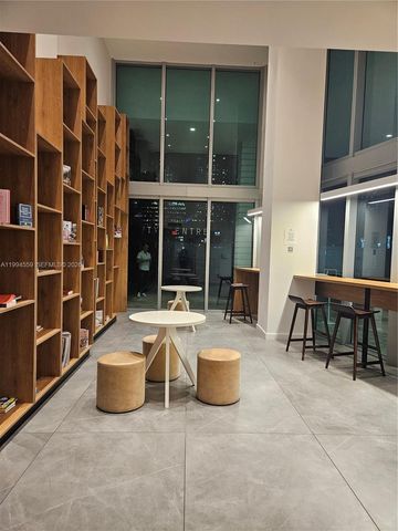 350 S Miami Ave 2714, Miami, FL 33130