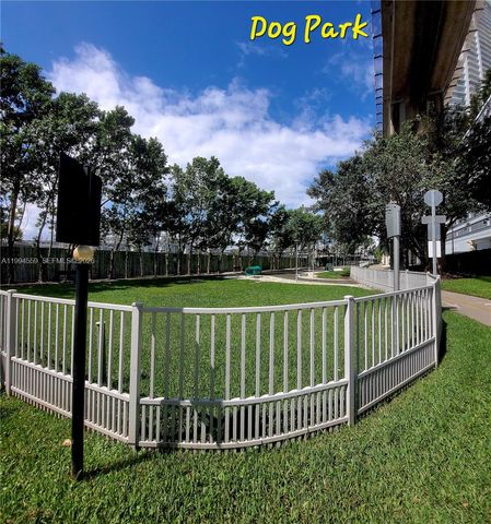 350 S Miami Ave 2714, Miami, FL 33130