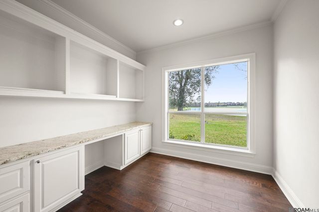 17702 Shady Path Ct, Baton Rouge, LA 70816