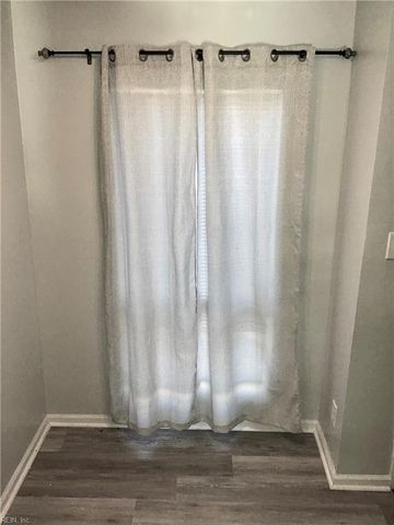 4035 Oak Moss CT, Chesapeake, VA 23321