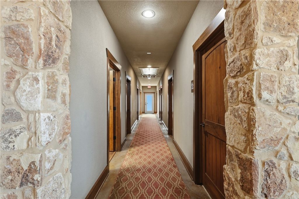 6750 Victoria Avenue, College Station, TX 77845 — photo 4