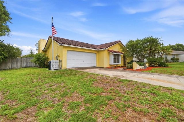 7026 WILLOW RUN LOOP, Lakeland, FL 33813