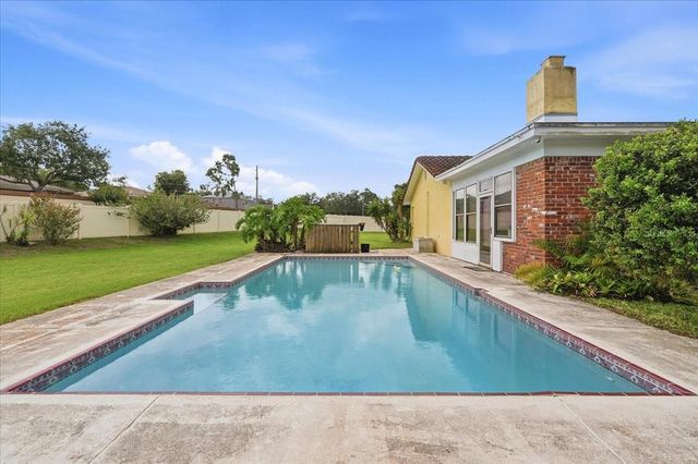 7026 WILLOW RUN LOOP, Lakeland, FL 33813