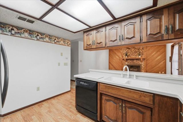 7026 WILLOW RUN LOOP, Lakeland, FL 33813