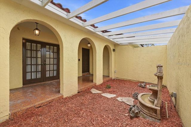 7026 WILLOW RUN LOOP, Lakeland, FL 33813
