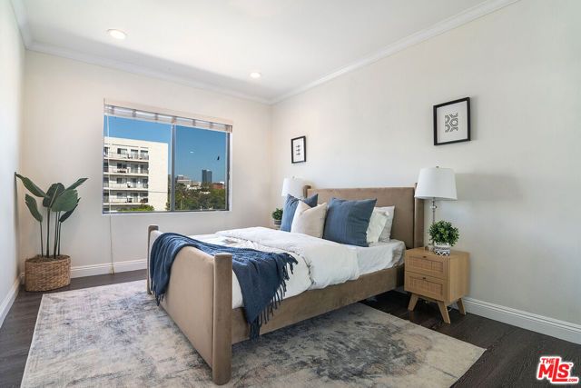 1101 Rexford Drive 302, Los Angeles, CA 90035