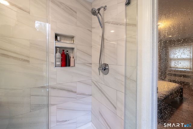 14 Giles Street, Hamden, CT 06517