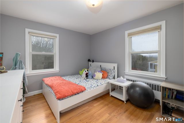 14 Giles Street, Hamden, CT 06517