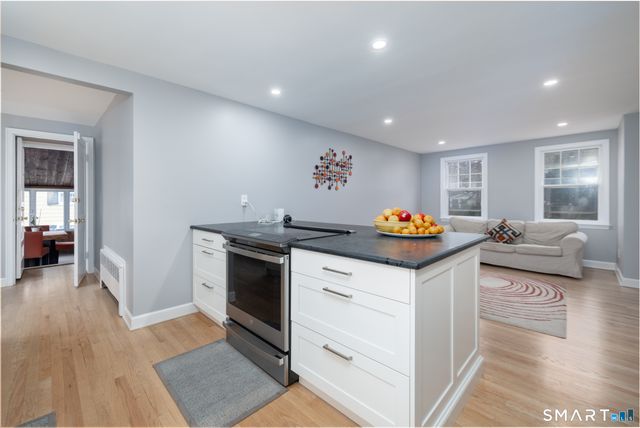 14 Giles Street, Hamden, CT 06517