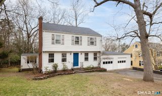 14 Giles Street, Hamden, CT 06517