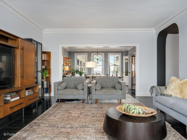 3530 N Lake Shore Drive 11B, Chicago, IL 60657