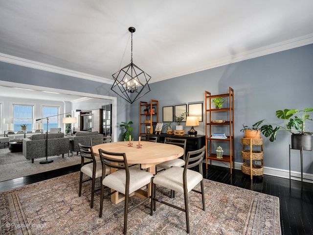 3530 N Lake Shore Drive 11B, Chicago, IL 60657