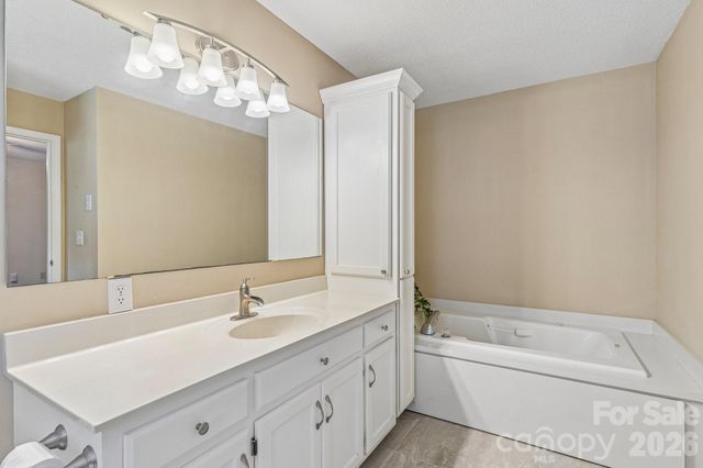 203 Royal Avenue, Albemarle, NC 28001