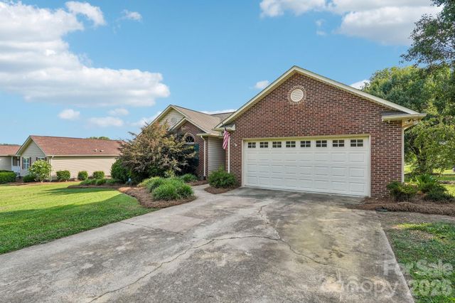 203 Royal Avenue, Albemarle, NC 28001