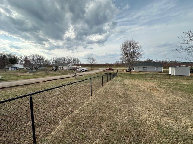 553 Burnetts Road, Chesnee, SC 29323