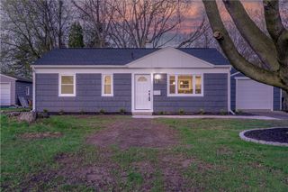 27 Pasadena Drive, Gates, NY 14606