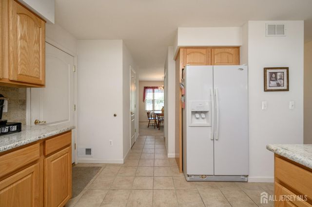 21 Catalina Avenue, Barnegat, NJ 08005