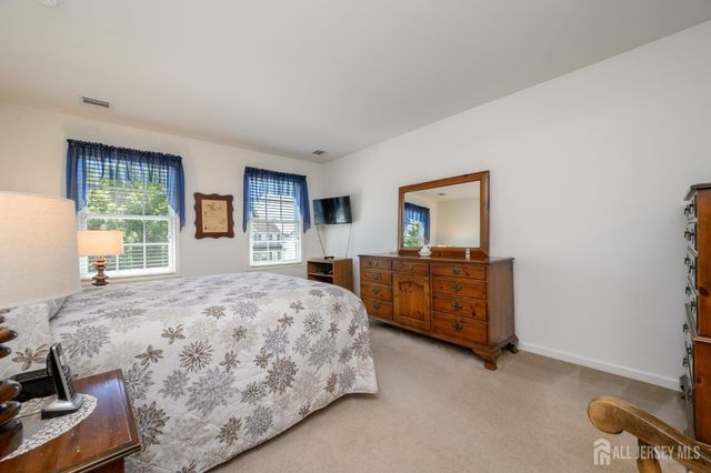 21 Catalina Avenue, Barnegat, NJ 08005